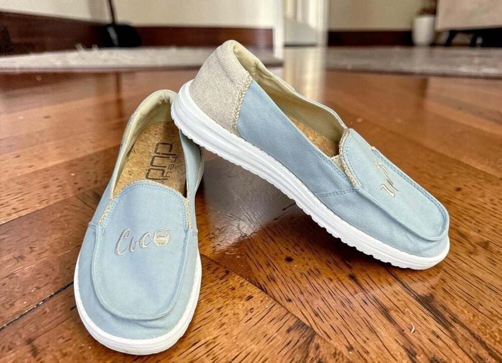 Hey Dude Wendy Coco Nut Embroidered Slip-On Shoes Sz 7